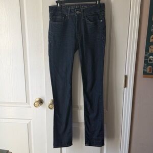 B23 American Eagle Outfitters Men's Jeans